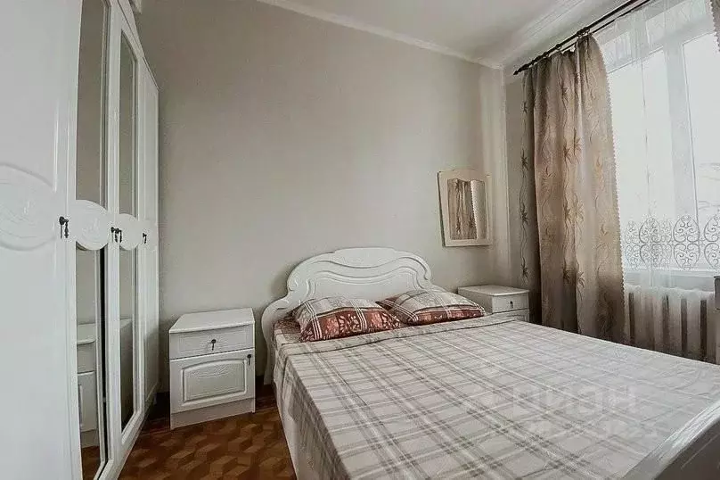 3-к кв. Астраханская область, Астрахань пл. Имени Ленина, 12 (78.0 м) - Фото 1