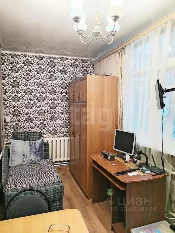 1-к кв. Брянская область, Брянск ул. 3-го Интернационала, 33 (33.3 м) - Фото 2