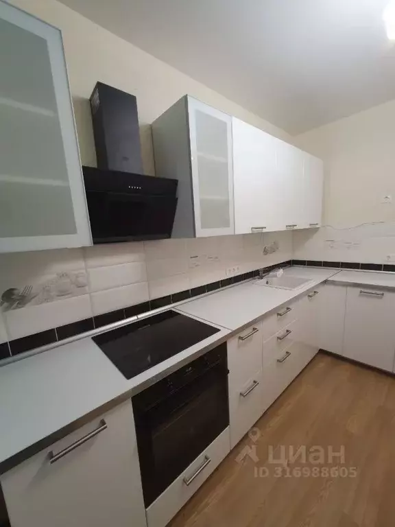 1-к кв. Татарстан, Казань ул. Рауиса Гареева, 102к2 (38.9 м) - Фото 1