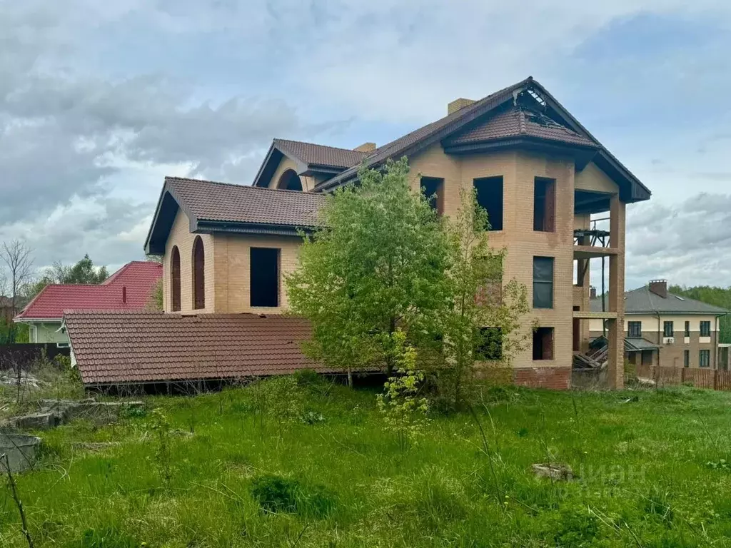 Дом в Тульская область, Тула городской округ, пос. Рассвет  (1200 м) - Фото 0