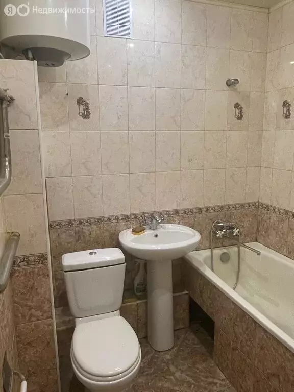 1-комнатная квартира: Саратов, улица имени И.П. Бардина, 8 (37.6 м) - Фото 1