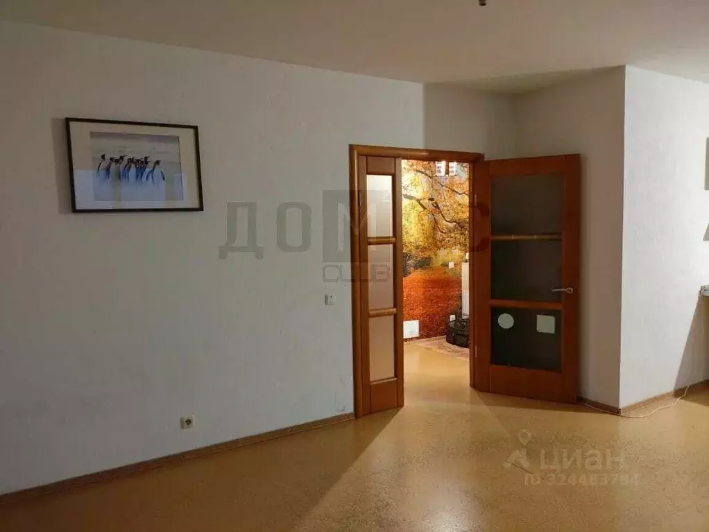 1-к кв. Свердловская область, Екатеринбург ул. Татищева, 90 (69.2 м) - Фото 1