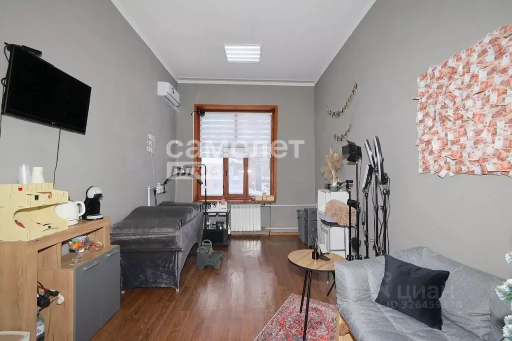 Офис в Кемеровская область, Кемерово Кузнецкий просп., 17 (18 м) - Фото 1