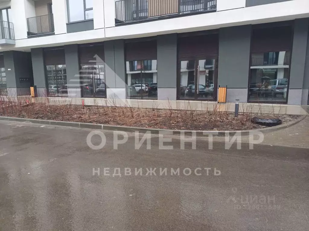 Торговая площадь в Свердловская область, Екатеринбург ул. Академика ... - Фото 1