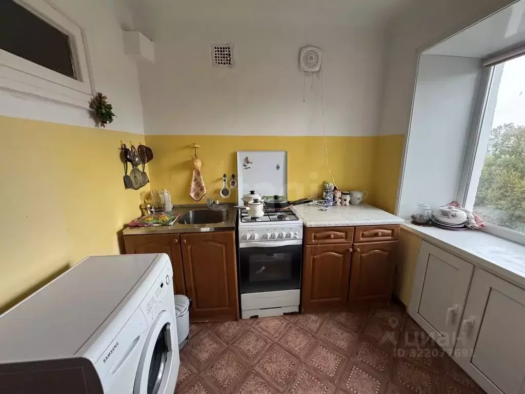 2-к кв. Хабаровский край, Комсомольск-на-Амуре просп. Мира, 13к2 (42.5 ... - Фото 1