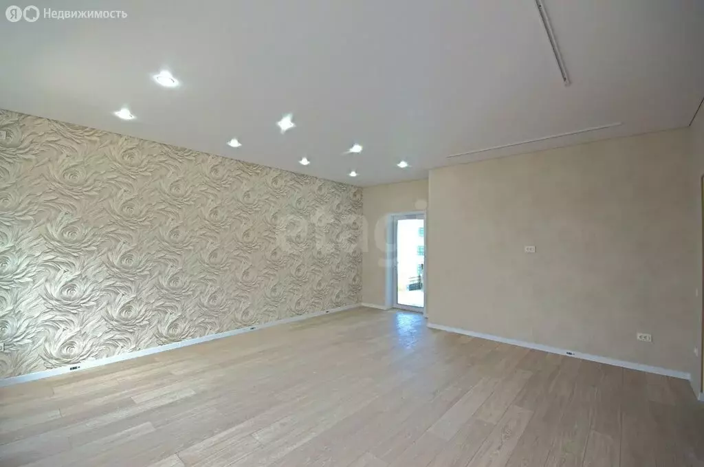 Дом в Ялуторовск, улица Балакшина, 5 (130 м) - Фото 1