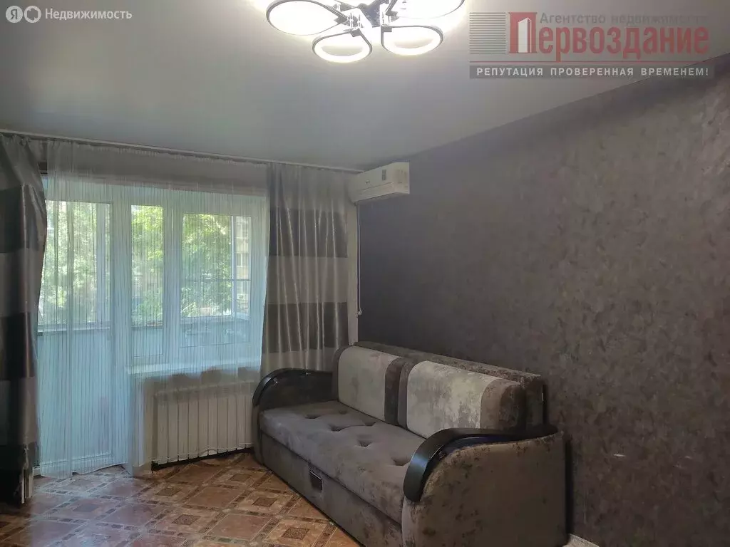 1-комнатная квартира: Астрахань, улица Набережная Казачьего Ерика, 147 ... - Фото 2