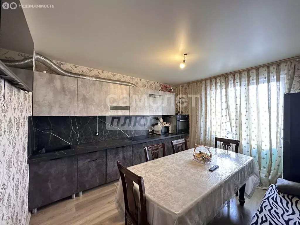 3-комнатная квартира: посёлок Шушары, Московское шоссе, 258к1 (80.5 м) - Фото 1