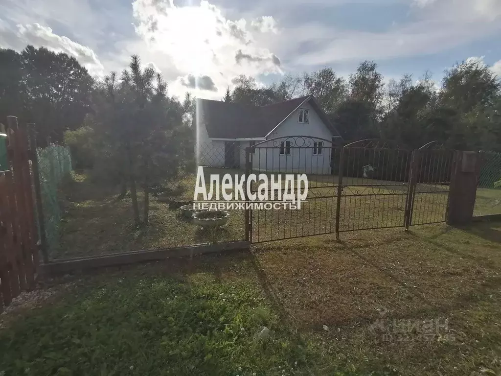 Дом в Ленинградская область, Волосовский район, Бегуницкое с/пос, д. ... - Фото 1