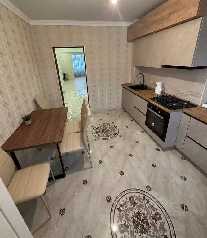 2-к кв. Северная Осетия, Владикавказ Владикавказская ул., 46В (90.0 м) - Фото 1