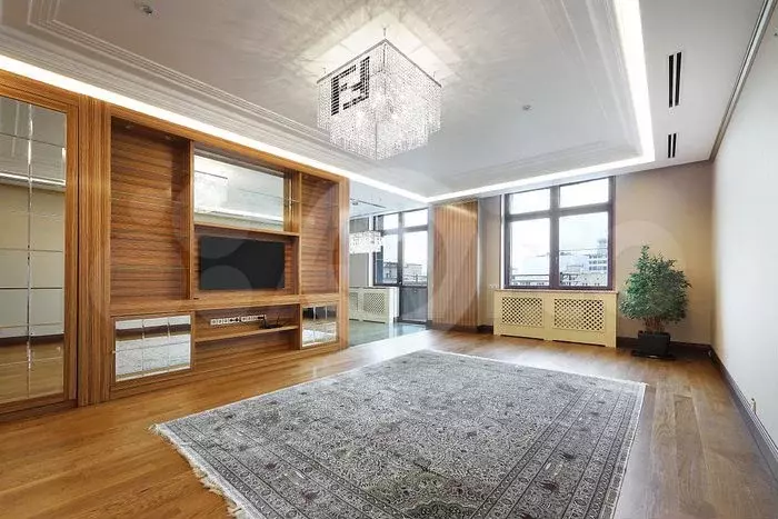 3-к. квартира, 141 м, 8/10 эт. - Фото 0