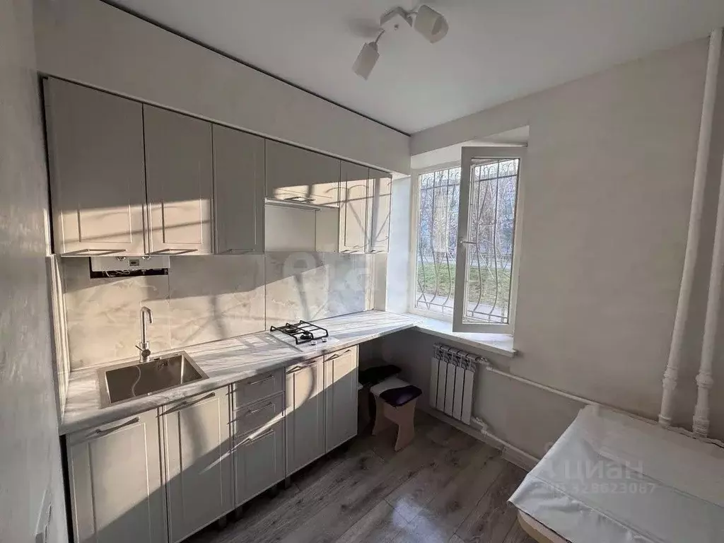 1-к кв. Крым, Симферополь ул. Беспалова (30.0 м) - Фото 1