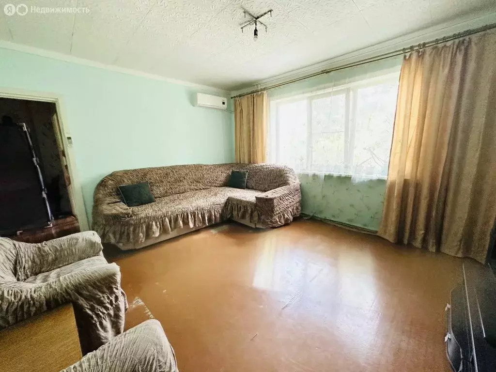 3-комнатная квартира: Хабаровск, Вяземская улица, 1 (62.8 м) - Фото 2