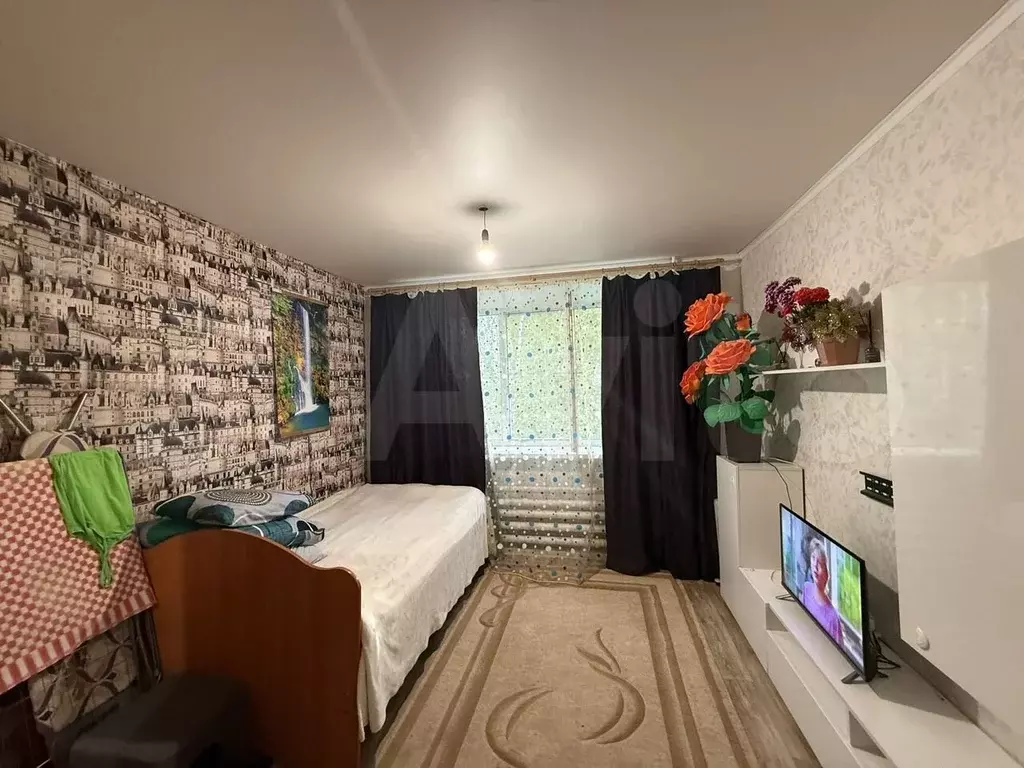 Комната 18,7 м в 8-к., 3/4 эт. - Фото 0