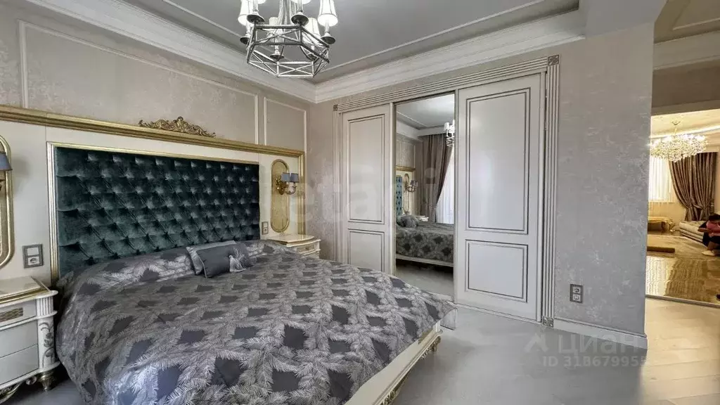3-к кв. Дагестан, Махачкала ул. Азиза Алиева, 8 (113.0 м) - Фото 1