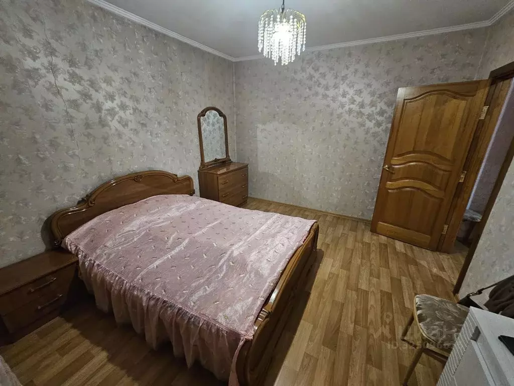 2-к кв. Омская область, Омск ул. Декабристов, 106 (47.0 м) - Фото 1