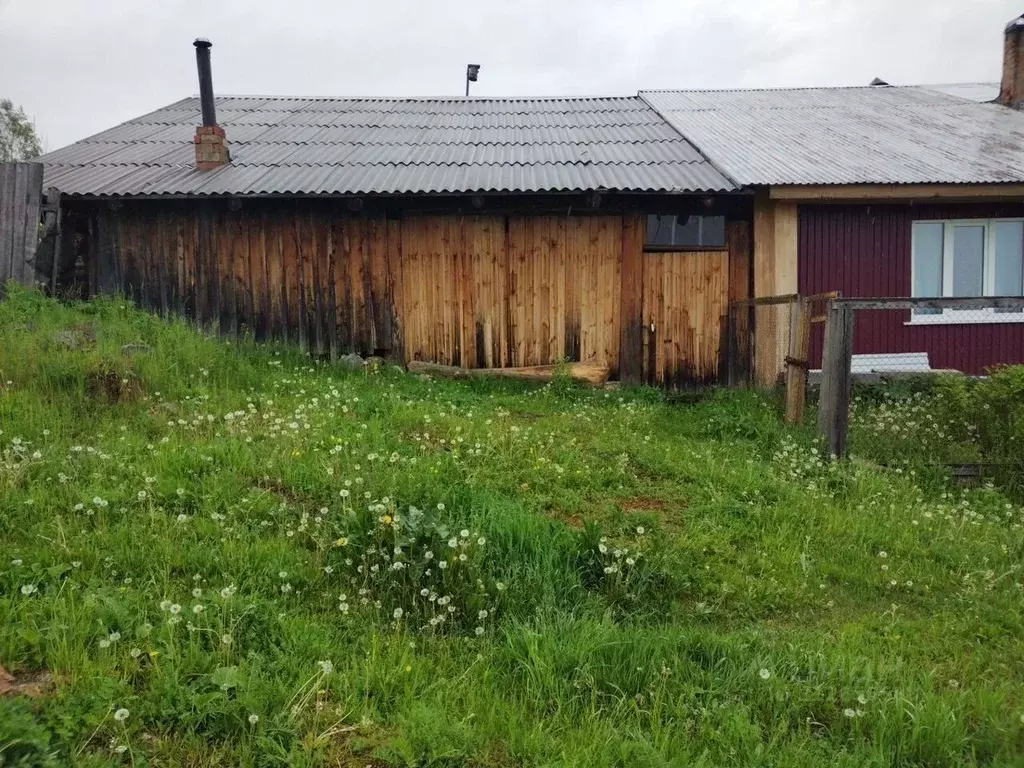 Дом в Свердловская область, Шалинский городской округ, д. Мартьяново ... - Фото 1