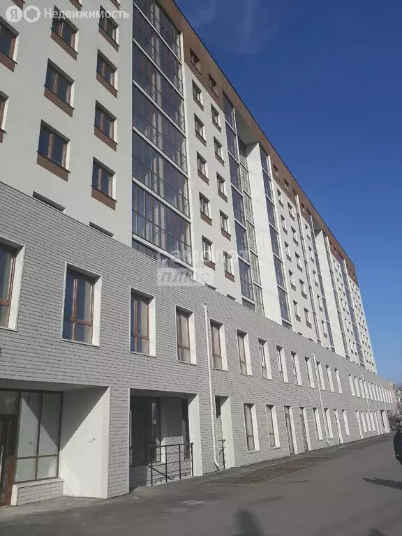 2-комнатная квартира: Челябинск, улица Братьев Кашириных, 98 (70.1 м) - Фото 1