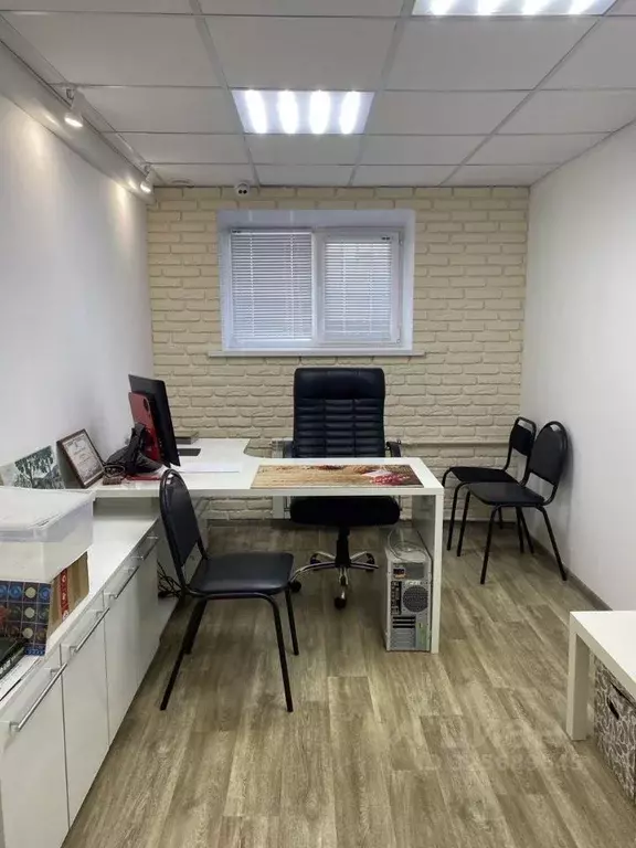 Помещение свободного назначения в Саратовская область, Саратов ул. ... - Фото 1