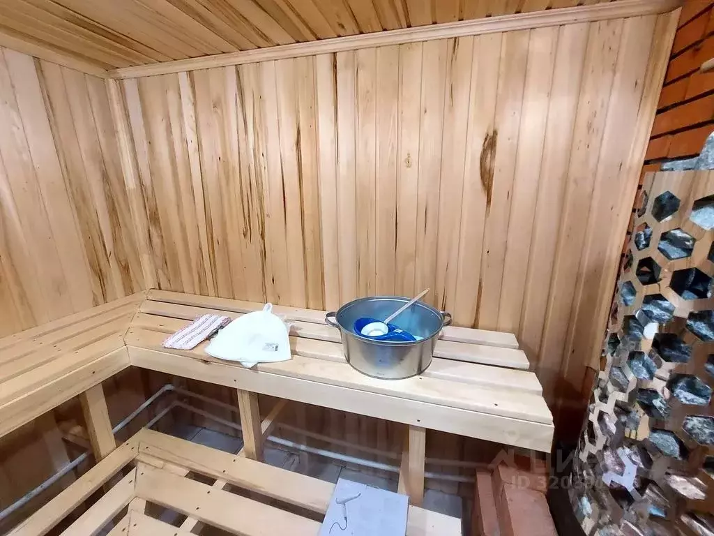 Дом в Нижегородская область, Арзамас ул. Репина, 8 (50 м) - Фото 1