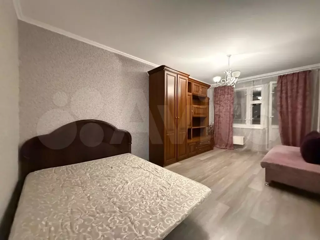 Комната 15 м в 3-к., 7/9 эт. - Фото 0