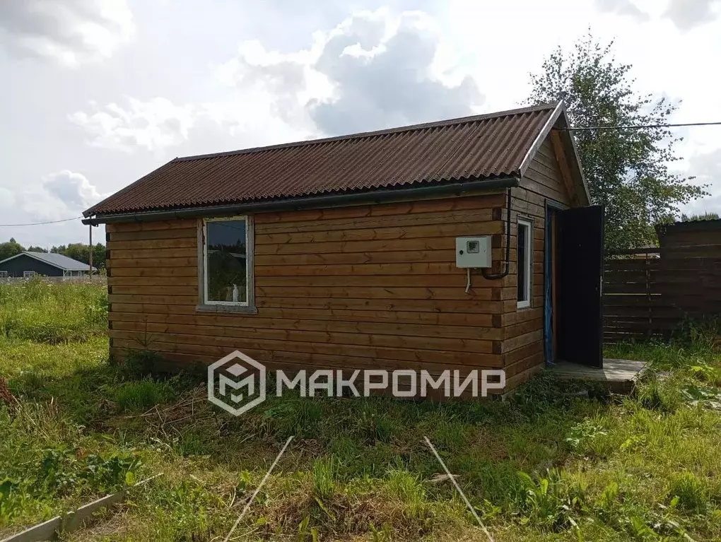 Участок в Ленинградская область, Ломоносовский район, Лопухинское ... - Фото 0