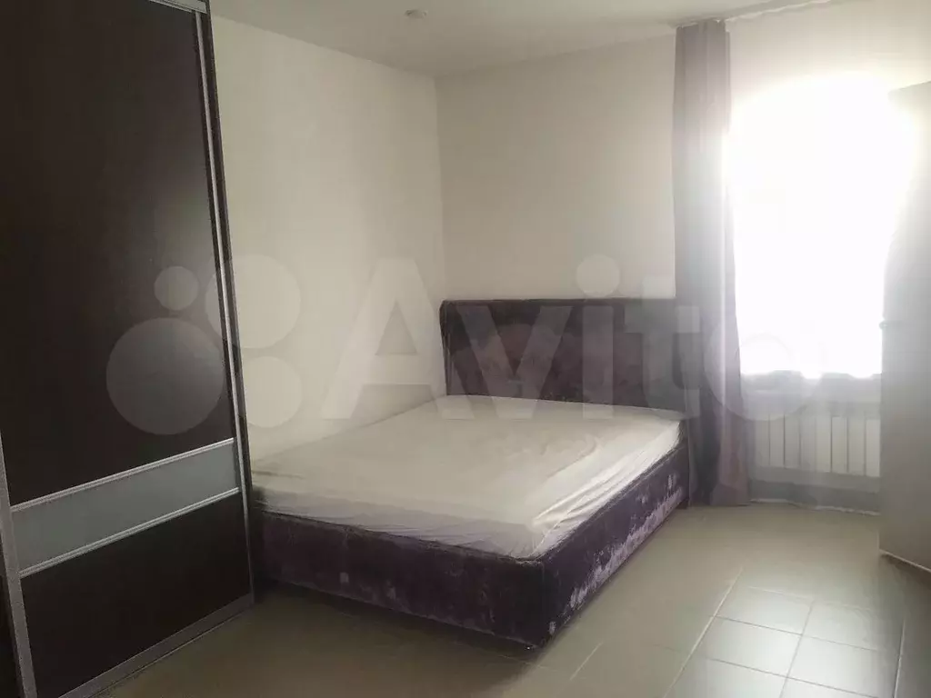 1-к. квартира, 35 м, 3/3 эт. - Фото 0