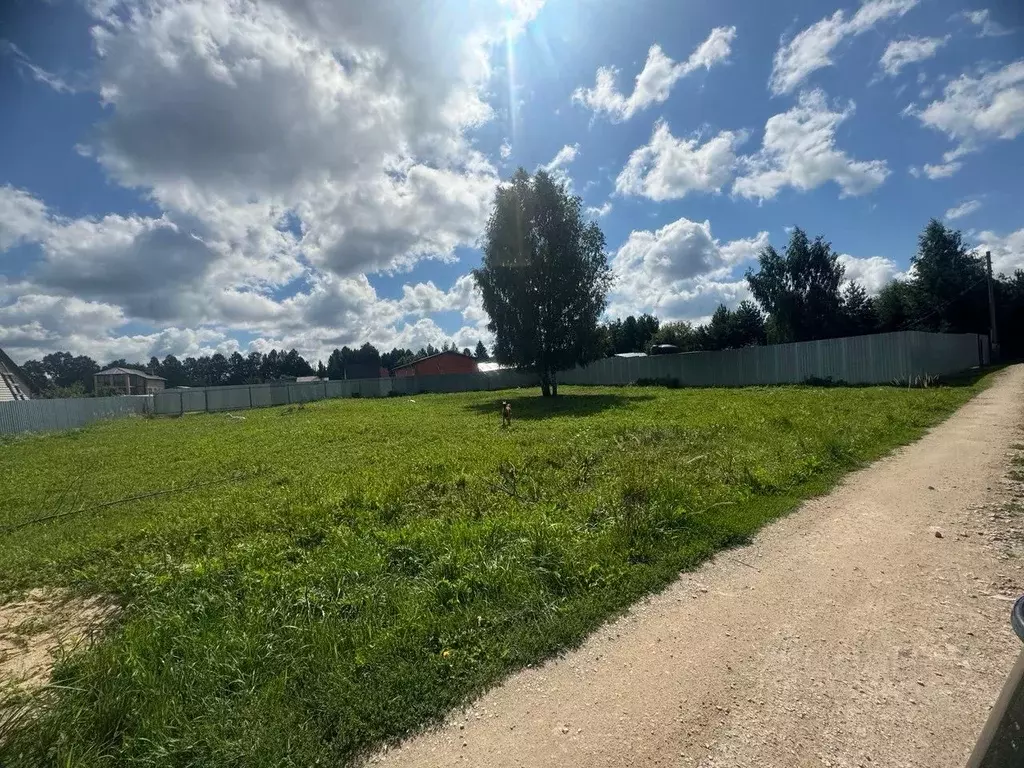 Участок в Московская область, Серпухов городской округ, д. Новая  ... - Фото 0