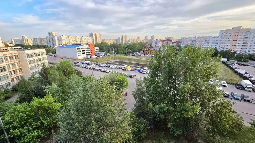1-к. квартира, 40 м, 9/10 эт. - Фото 1