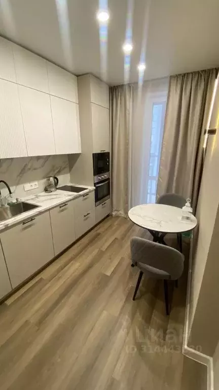 1-к кв. Татарстан, Казань Комсомольская ул., 2 (36.7 м) - Фото 1