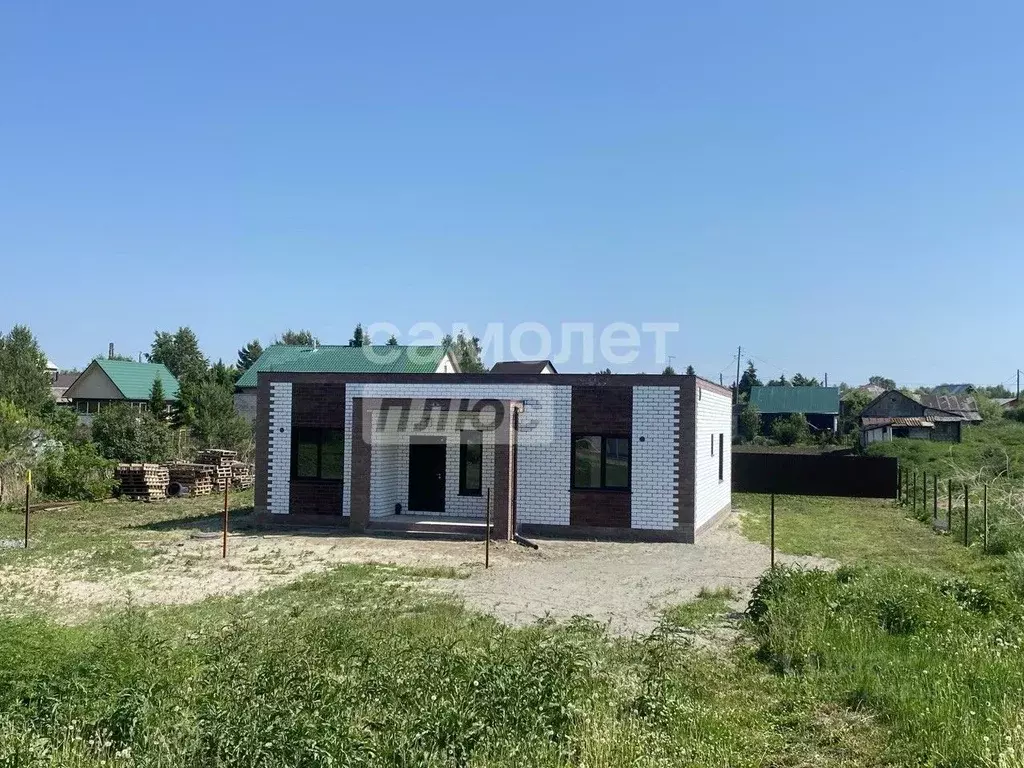 Дом в Алтайский край, Первомайский район, с. Фирсово Набережная ул., ... - Фото 1