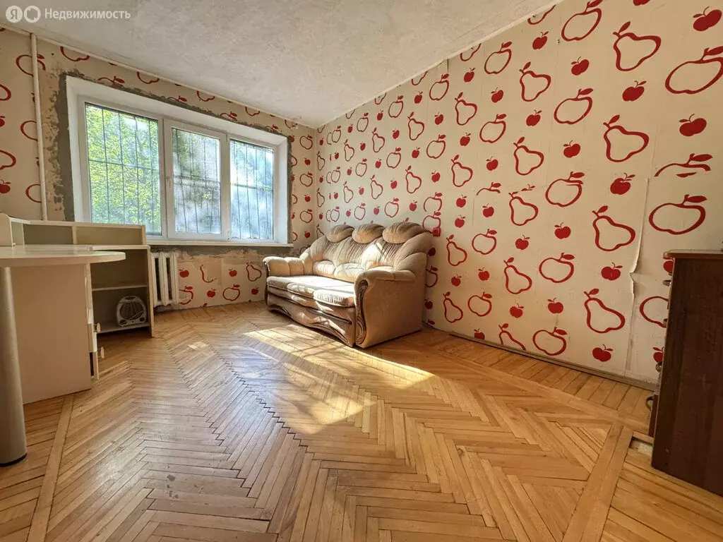3-комнатная квартира: Ростов-на-Дону, микрорайон Рабочий Городок, ... - Фото 1