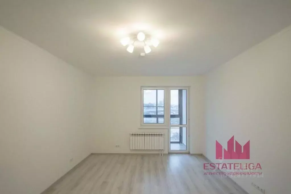 3-к кв. Москва ул. Николая Озерова, 2к1 (75.0 м) - Фото 1