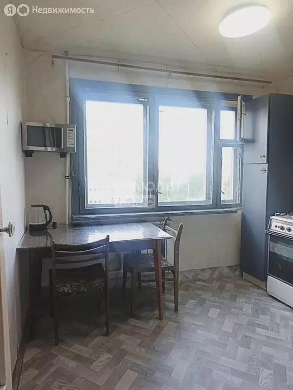 2-комнатная квартира: Астрахань, улица Куликова, 38 (52.2 м) - Фото 1