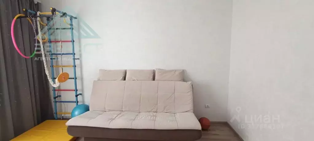 2-к кв. Хакасия, Абакан ул. Комарова, 24Б (52.0 м) - Фото 1