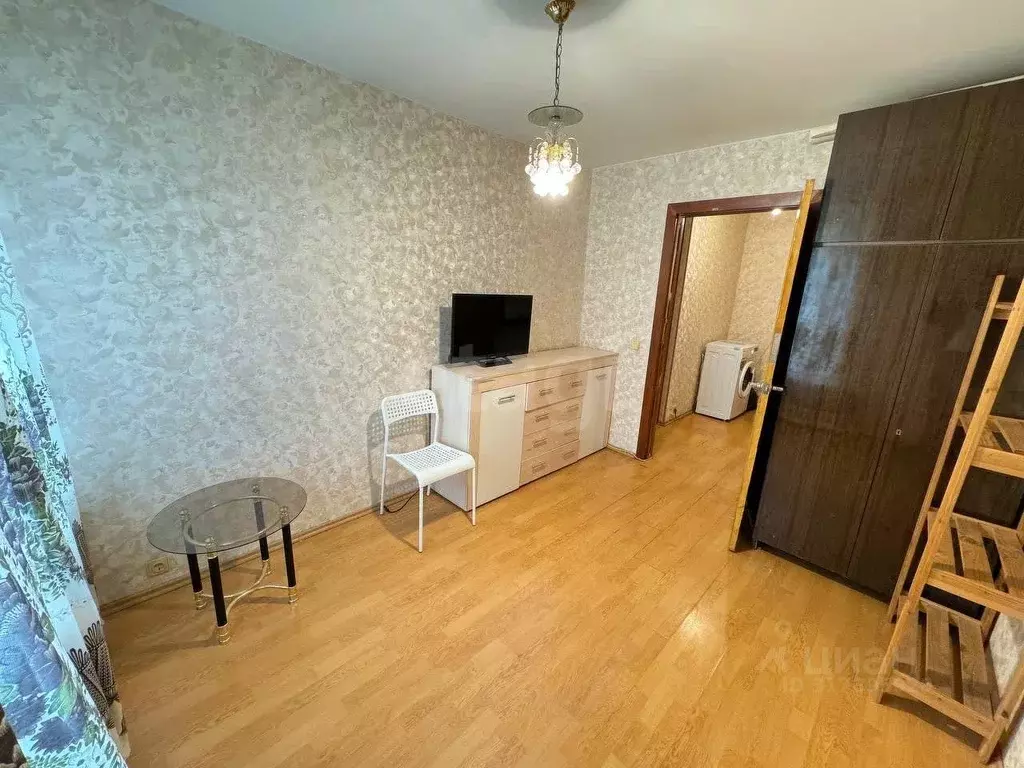 2-к кв. Москва Тайнинская ул., 16К1 (37.4 м) - Фото 0