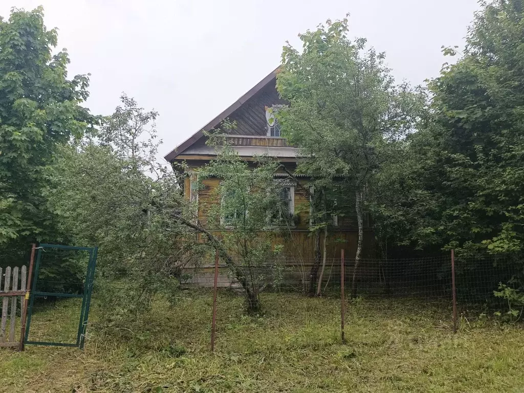 Дом в Новгородская область, Маловишерский район, Бургинское с/пос, д. ... - Фото 1