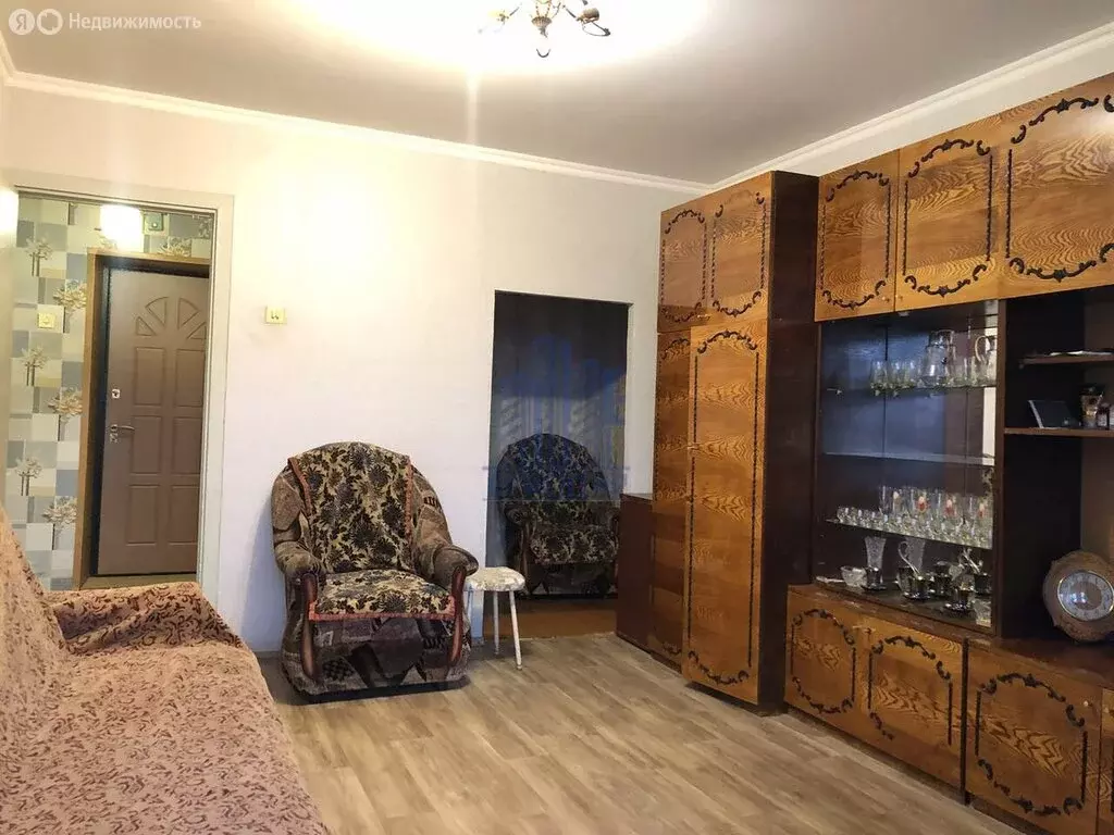 1-комнатная квартира: Новочебоксарск, улица 10-й Пятилетки, 27 (43 м) - Фото 1