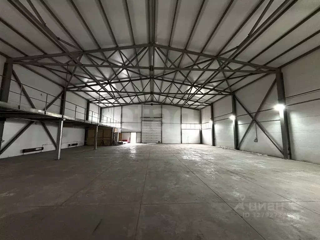 Склад в Тюменская область, Тюмень ул. Тимофея Чаркова, 20с7 (721 м) - Фото 1