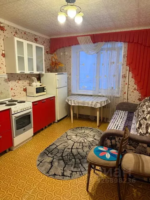 1-к кв. Челябинская область, Усть-Катав 2-й мкр, 11 (45.0 м) - Фото 1