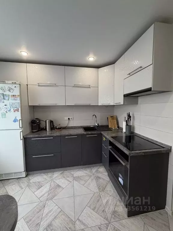 3-к кв. Самарская область, Тольятти просп. Степана Разина, 71 (71.0 м) - Фото 1