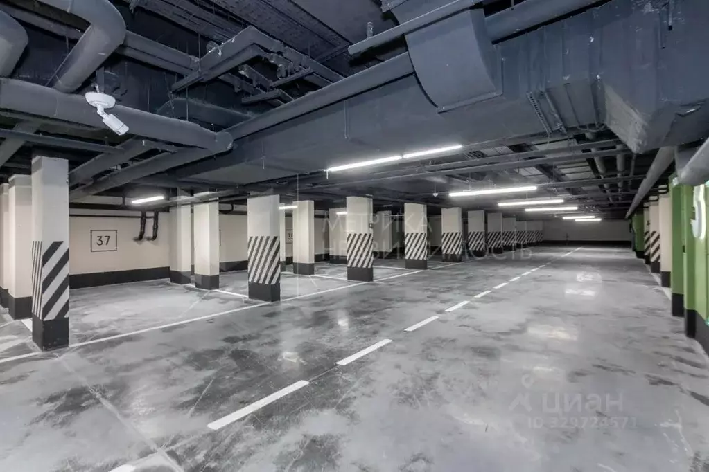 Гараж в Тюменская область, Тюмень ул. Тимофея Кармацкого, 3 (19 м) - Фото 1