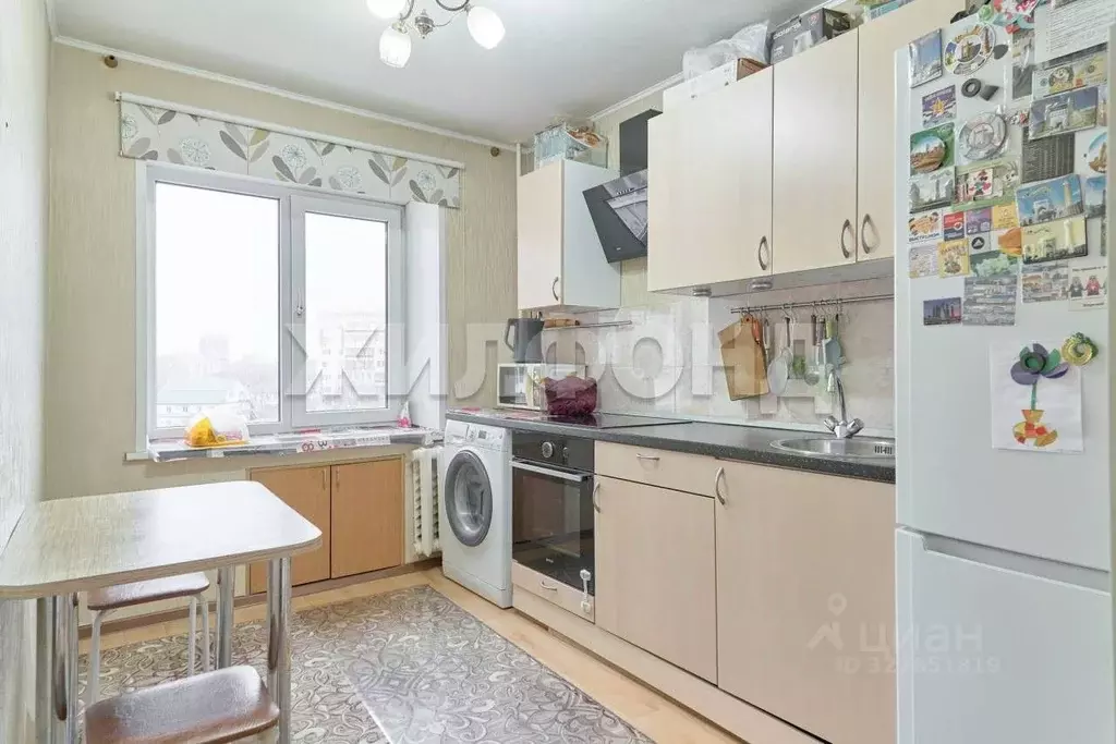 3-к кв. Томская область, Томск ул. Елизаровых, 50 (61.9 м) - Фото 1