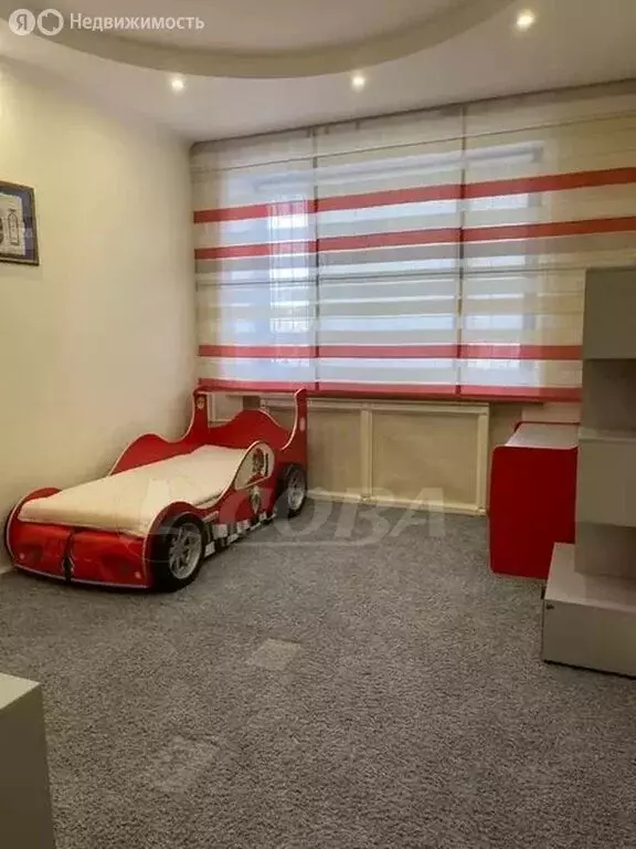 1-комнатная квартира: Тюмень, Барнаульская улица, 90 (284.2 м) - Фото 1