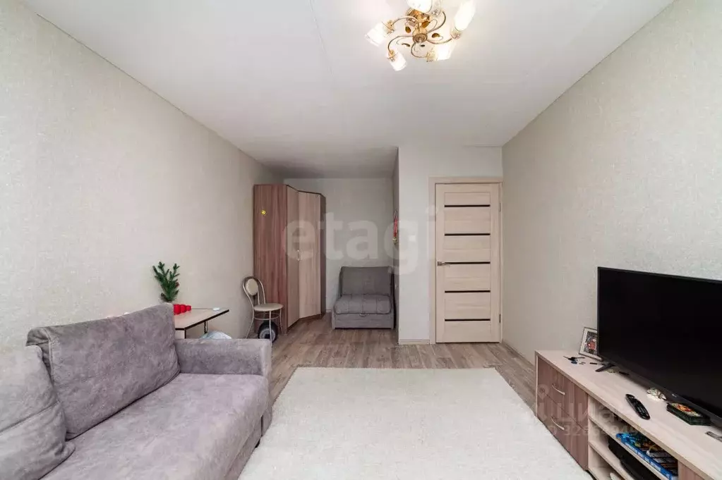 1-к кв. Курганская область, Курган Заозерный жилрайон, 11-й мкр, 1 ... - Фото 1