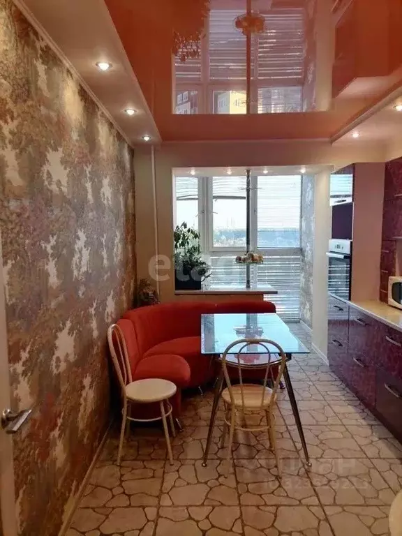 2-к кв. Тюменская область, Тюмень ул. Газопромысловая, 9 (57.4 м) - Фото 1