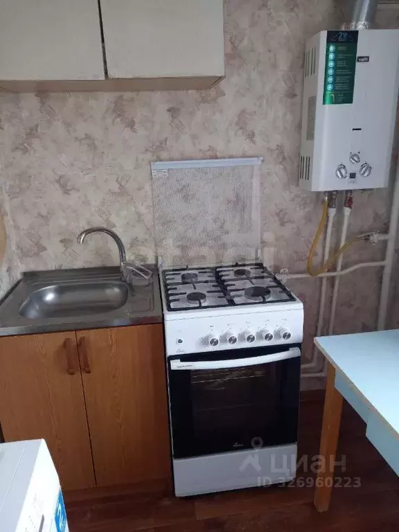 2-к кв. Калмыкия, Элиста 1-й мкр, 20 (38.2 м) - Фото 2