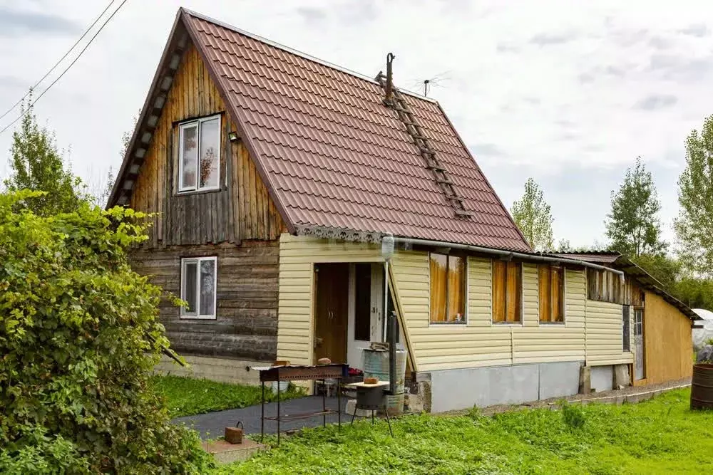 Дом в Кемеровская область, Новокузнецкий муниципальный округ, с. ... - Фото 1