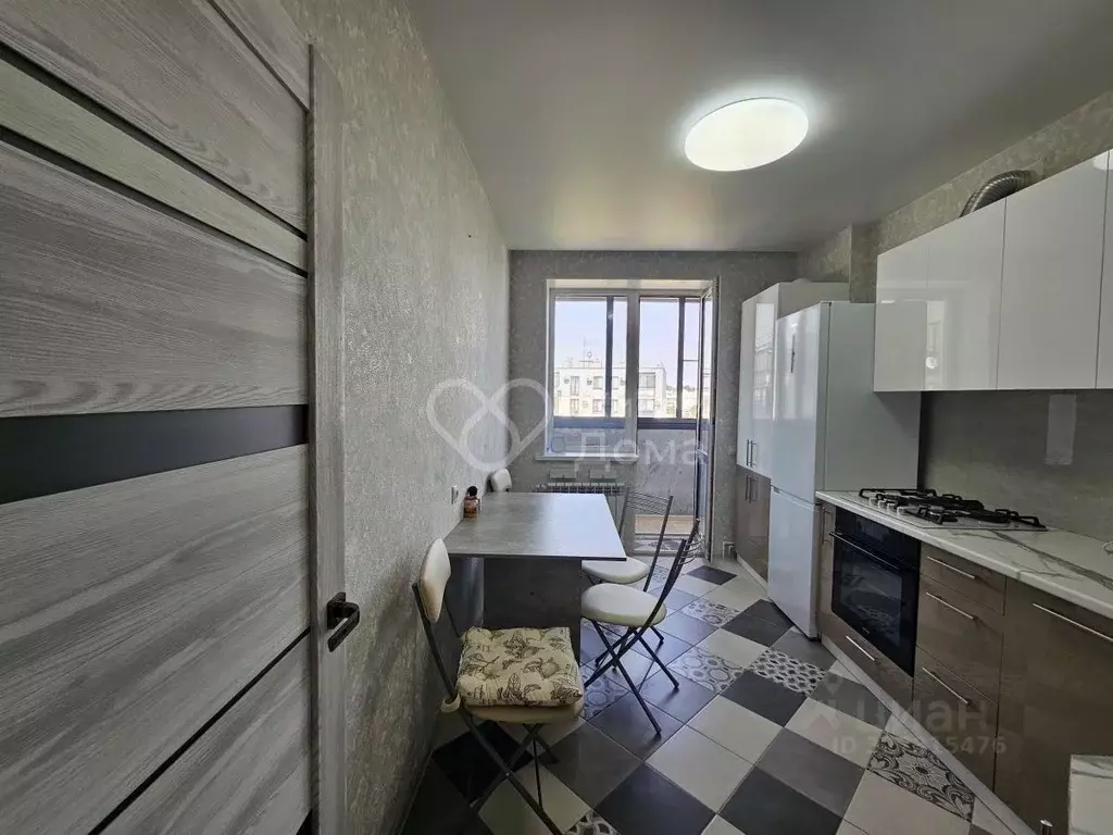 2-к кв. Волгоградская область, Волгоград ул. Добрушина, 7Б (55.0 м) - Фото 1