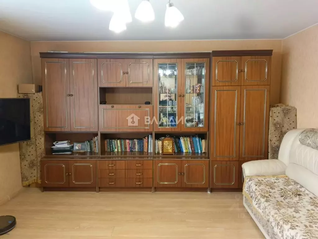 3-к кв. Бурятия, Улан-Удэ ул. Денисова, 29 (71.5 м) - Фото 0